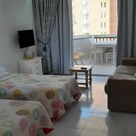 Palmeras Marina View Apartment *